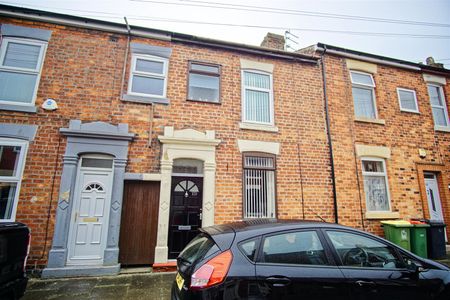 2-Bed Terraced House to Let on Elliott Street, Preston - Photo 5