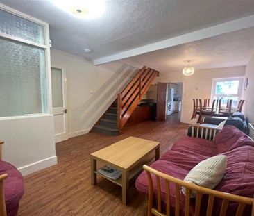 3 bedroom terraced house to rent - Photo 1