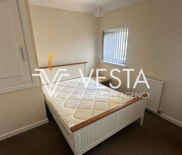 6 bedroom terraced house to rent - Photo 1