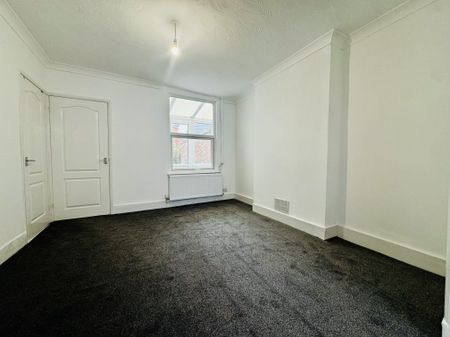 Pratt Road, Rushden - Photo 2