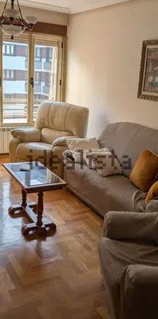 Alquiler de piso en Calle Calderón de la Barca, 37 - Photo 1