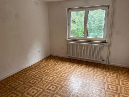 Geräumige 3-Zimmer Wohnung in Erbach ab sofort zu vermieten! - Photo 1