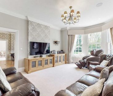 7 bedroom detached house to rent - Photo 2