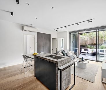 Style and Space in a Vibrant Lifestyle Position - Photo 1