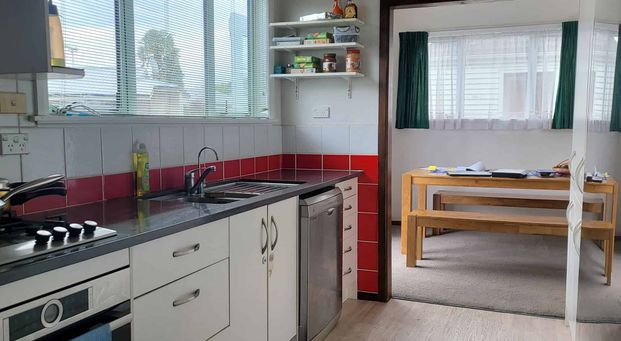 Short Term Tenancy Available - Photo 1