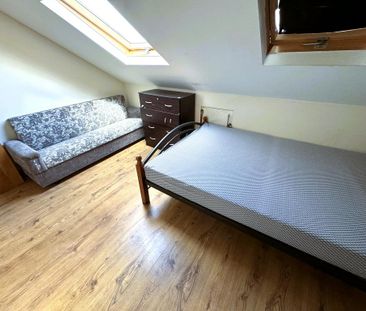 3 bedroom flat to rent - Photo 3