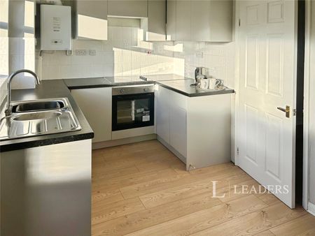 2 bedroom house to rent Redcot Gardens, Stamford, Lincolnshire, PE9 - Photo 4