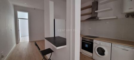 Apartamento T1 para Arrendamento na Zona Histórica de Lisboa - Photo 3