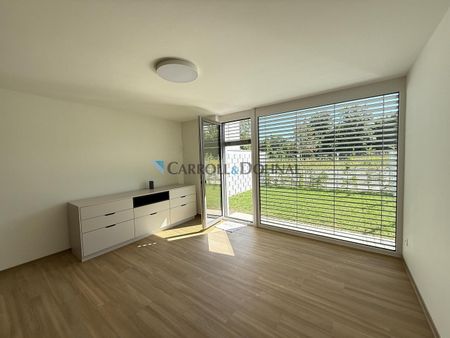 Pronájem bytu 1+kk 34 m² - Fotografie 2