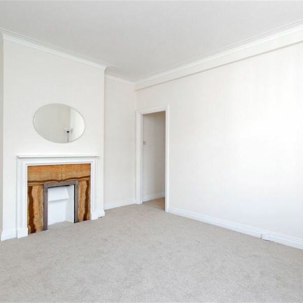 1 Bedroom Flat To Let - Photo 1