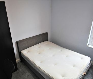 5 bedroom terraced house to rent - Photo 5