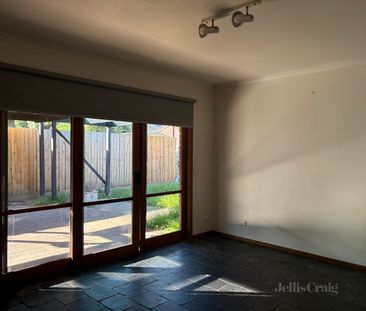 11 Royal Court, Seabrook - Photo 6