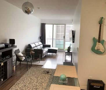 Beautiful 1 Bedroom Suite with Spacious Balcony in Vibrant Downtown Lo - Photo 3