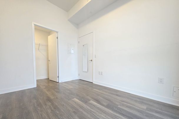 For Lease - 60 Honeycrisp Crescent Unit# 1010, Vaughan, Ontario - Photo 1