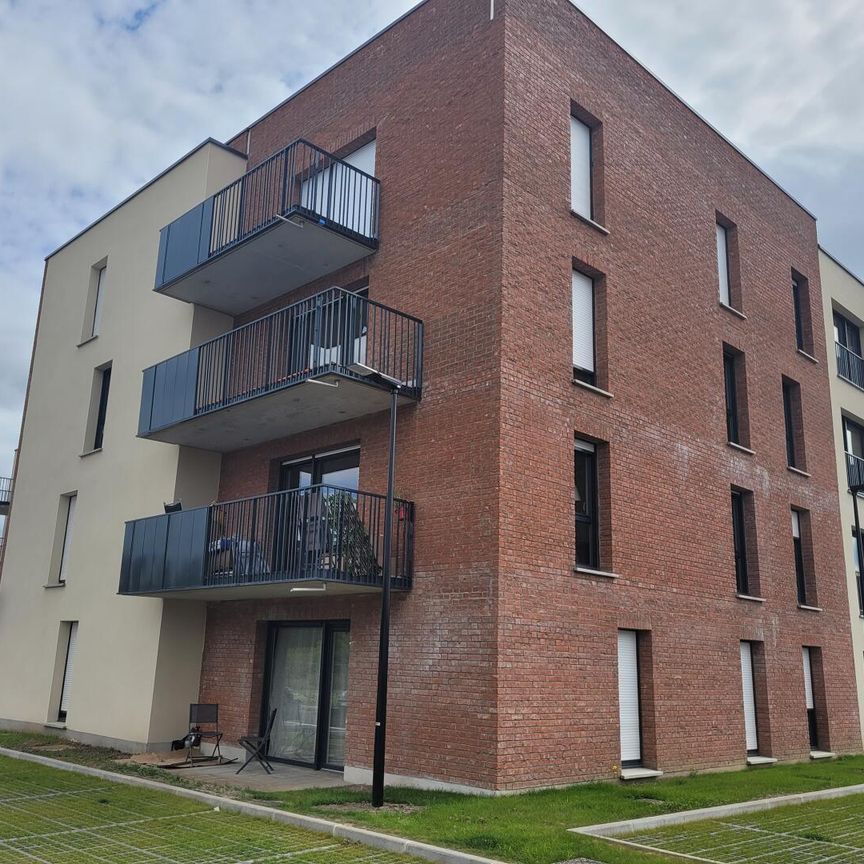 location Appartement T3 DE 63.71m² À ARMENTIERES - Photo 1