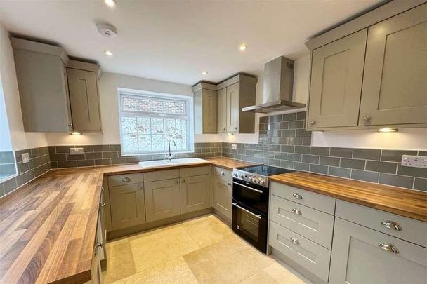 Wimborne, BH21 - Photo 1