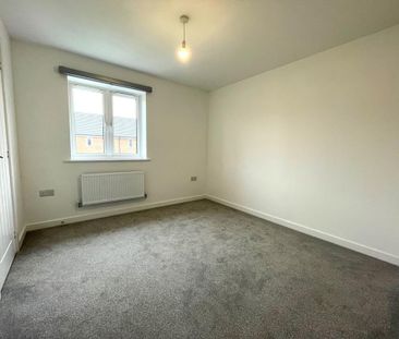 2 bedroom semi-detached house to rent - Photo 5