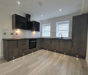 2 bedroom flat to rent - Photo 6