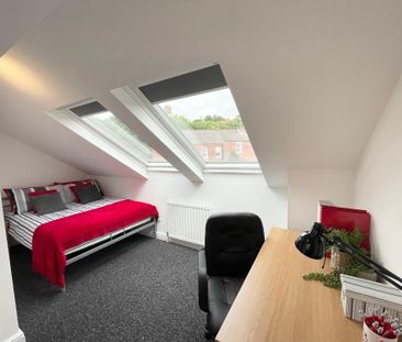 1 bedroom in a house share to rent - Photo 4