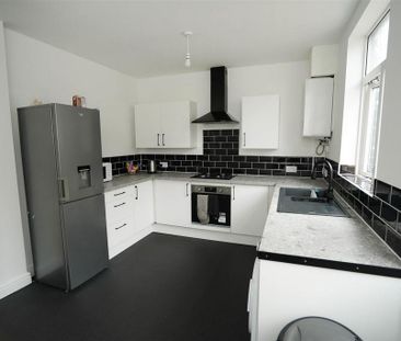 2 bedroom terraced house to rent - Photo 6