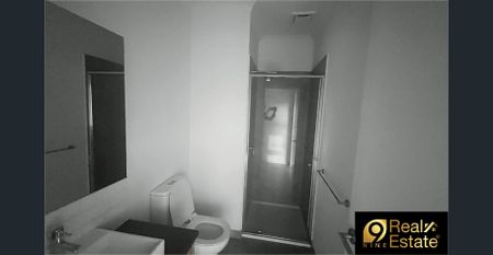 Convenience at Your Doorstep – Walk to Station & Shops! - Photo 4