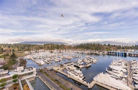 Coal Harbour Waterfront extra large 3 bedroom condo 2 Parking - Photo 3