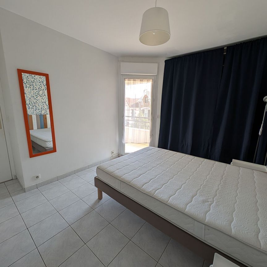 Appartement Houilles 2 pièce(s) 49.78 m2 proche gare Houilles- Carrières sur Seine - Photo 1
