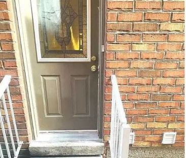 For Lease - 123 Letty Avenue, Brampton, Ontario - Photo 6