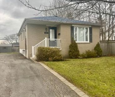 For Lease - 695 Annland Street, Pickering, Ontario - Photo 5