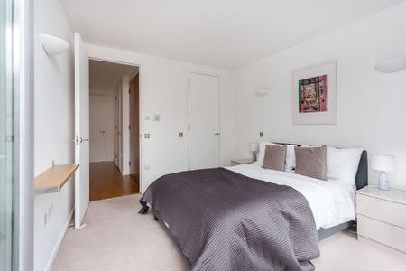 Fairmont Avenue, London, E14 9PF - Photo 4