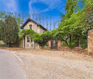 Marketing Card, Upper Lodge Farm, Rectory Road, Padworth Common, Re... - Photo 4