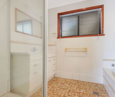 Space, Comfort, and Lifestyle - Photo 4