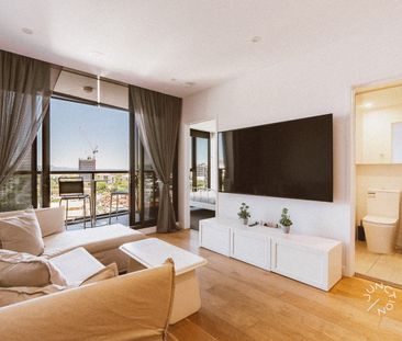 Fully Furnished + Fabulous Views in the Heart of Fortitude Valley - Photo 6