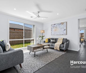 Modern Family Living Close to Everything - Photo 1