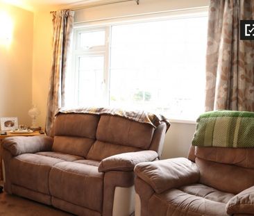 Room in 4-bedroom apartment in North Central Area, Dublin - Photo 3