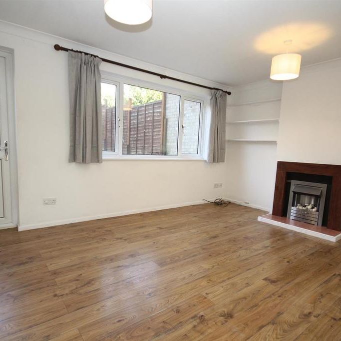 3 bedroom terraced house to rent - Photo 1
