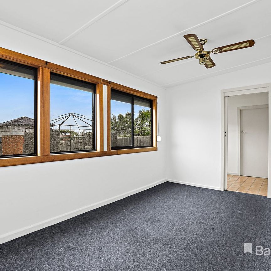 Lifestyle, Location and Unlimited Potential. - Photo 1