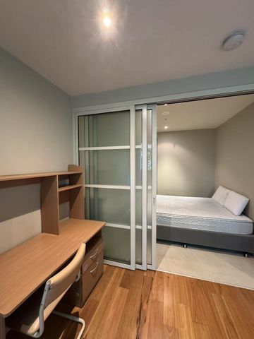 One Bedroom Apartment For Rent - Photo 5