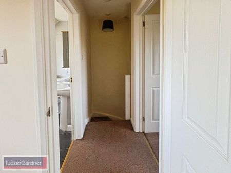 Woburn Place, Duxford - Photo 5