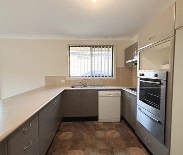 Spacious Home in Long Beach - Photo 5