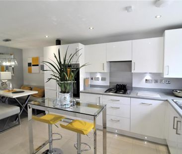 3 bedroom semi-detached house to rent - Photo 6