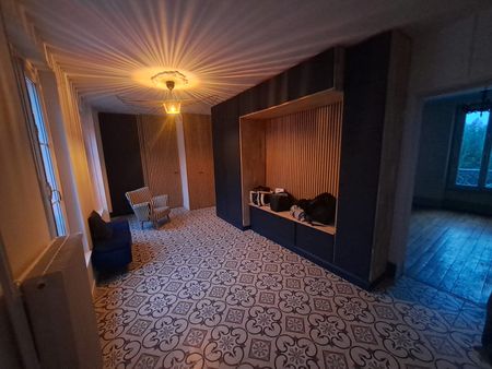 Spacieuse maison de 308 m², 9 chambres, jardin et piscine – Pontoise - Photo 2