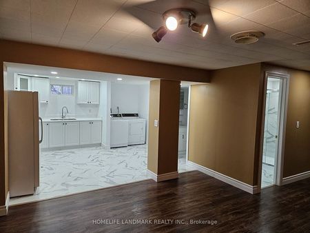 For Lease - 147 Fitzgibbon Avenue Unit# (Bsmt.), Toronto, Ontario - Photo 4