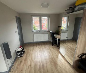 4 bedroom terraced house to rent - Photo 6