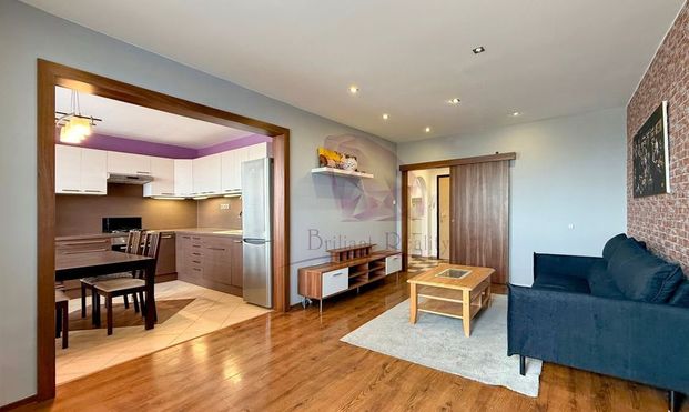 Na prenájom 3 izbový byt v Senci - Fotografia 1