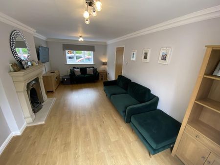 4 bedroom detached house to rent - Photo 5