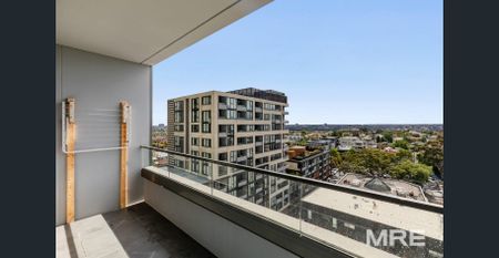 Luxury living awaits - Photo 5