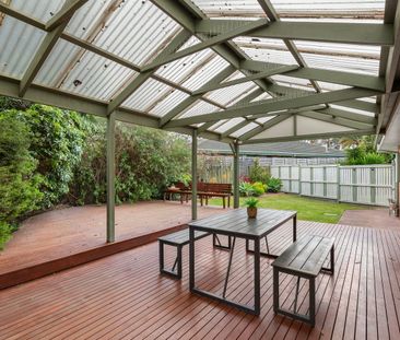 Modern Family Abode in popular Leopold - Photo 4