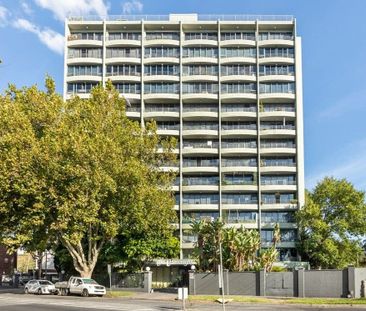 St Kilda Road - Photo 4