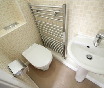 3 Bedroom Town House - Photo 3